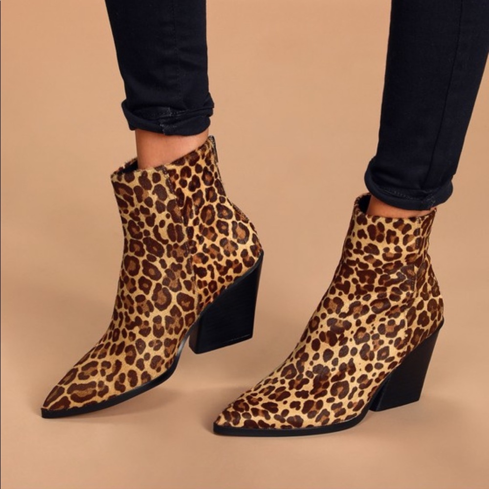 Dolce vita ankle bootie